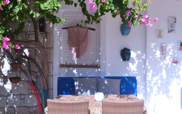 Alacati Yamac Evi Butik Otel