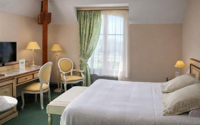 Logis Hôtel Domaine de l'Orangerie