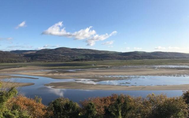 Apartment 4, The Old Stables