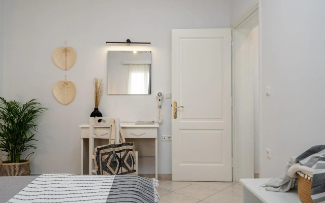 Erato Inn