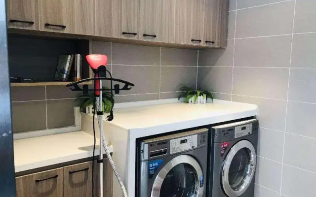 Hanting Hotel Jiuquan Changxing Electrical Equipment Market