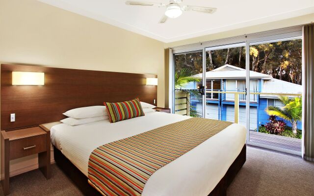 Flynns on Surf Beach Villas