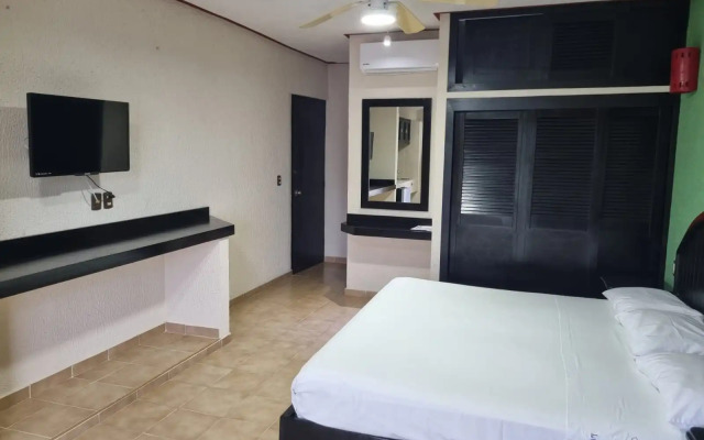 Suites Los Arcos