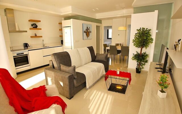 Pepper Street Apartment