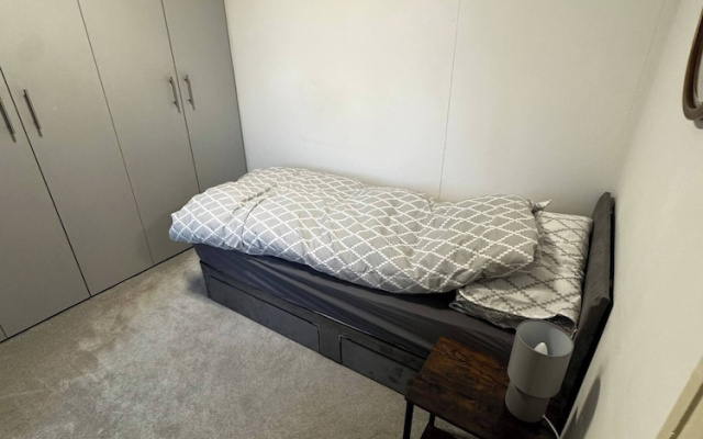 Charming Bungalow Rental in Rainham Comfort and Convenience