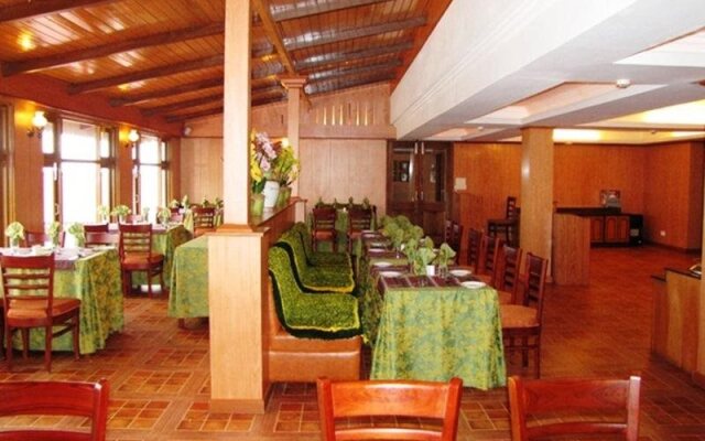 Yarlam Resort