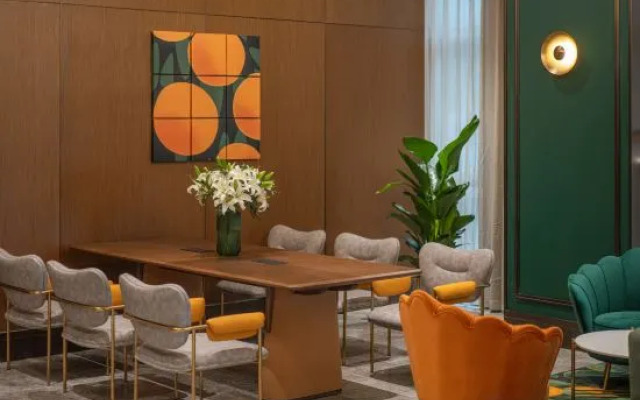 Orange Hotel (Beijing Tongzhou Global North Canal Hotel)