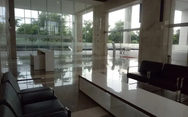 Scenic Valley Apartment