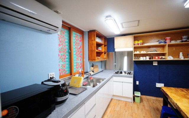 Good Guesthouse
