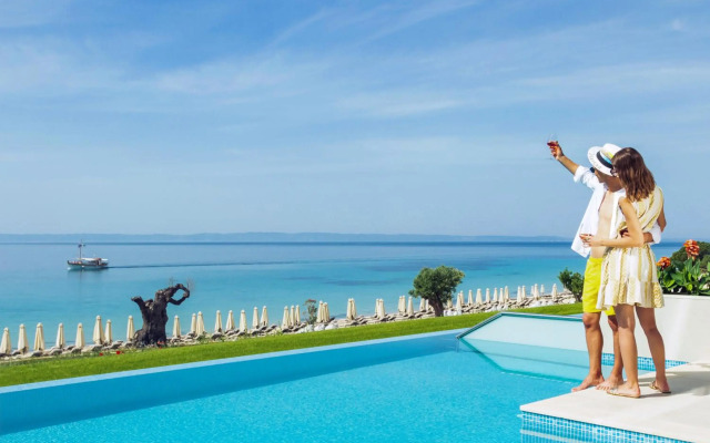 Ammoa Luxury Hotel & Spa Resort