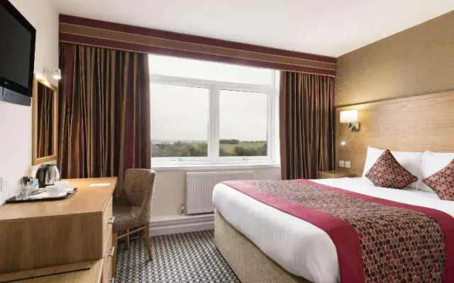 Ramada Resort by Wyndham Park Hall Wolverhampton