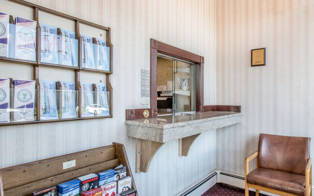 Rodeway Inn Stratford