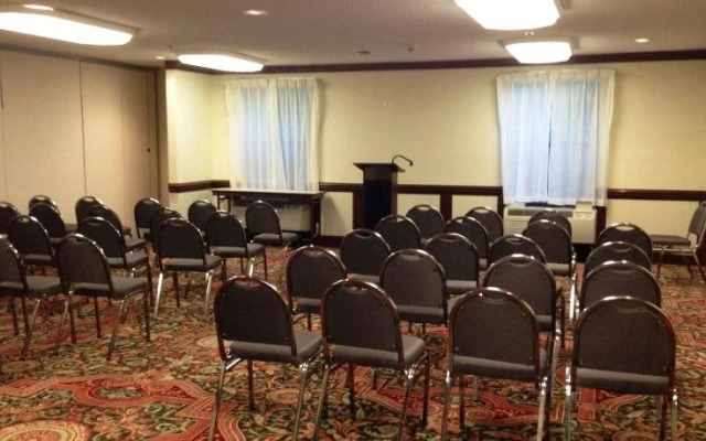 American Inn & Suites - High Point NC