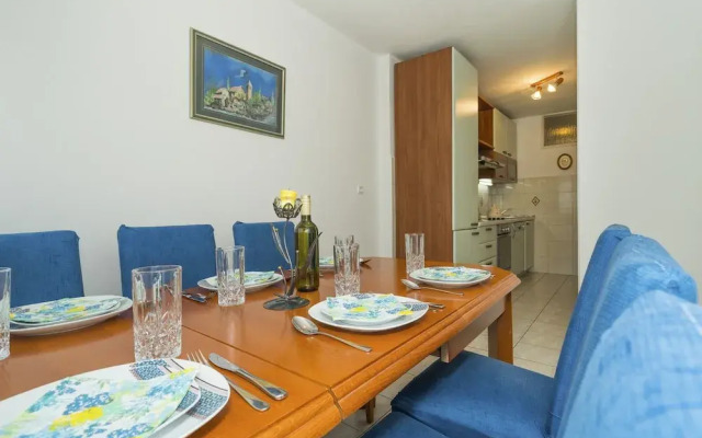 Apt. Near Center With Balcony With the sea View