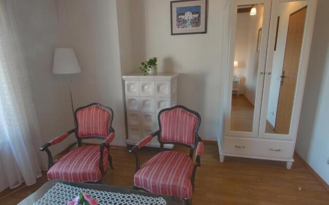 Apartments Punta Kolova