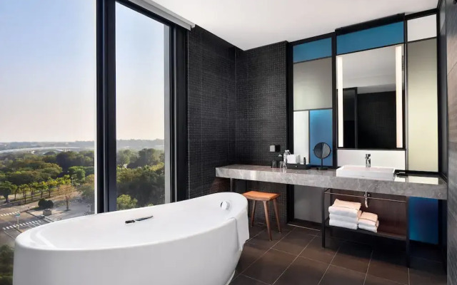 Aloft Tainan Anping