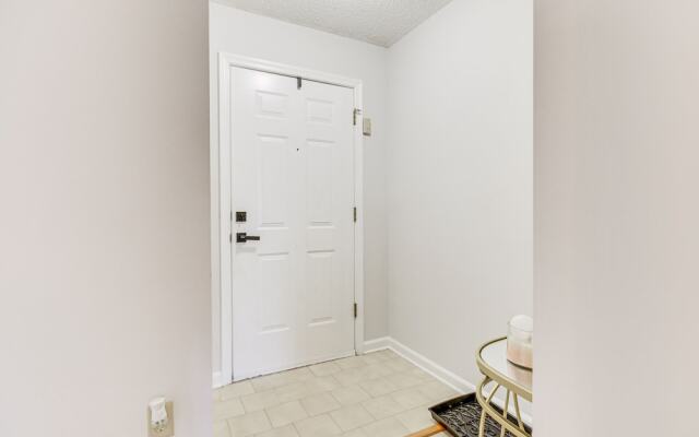 Riverfront Columbia Condo: 4 Mi to Usc!