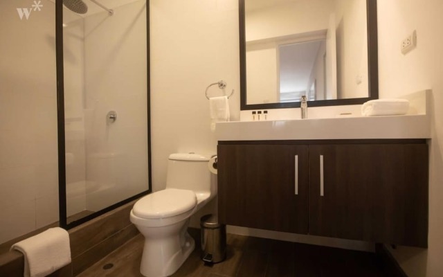 w High Ceiling and Classy 2BR in Miraflores