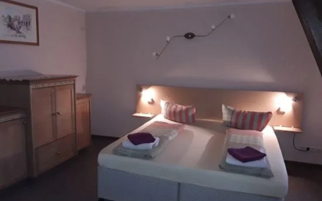 Hotel-Pension Hansen