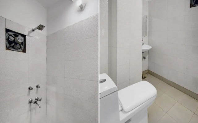 OYO Flagship 70370 Silver Inn