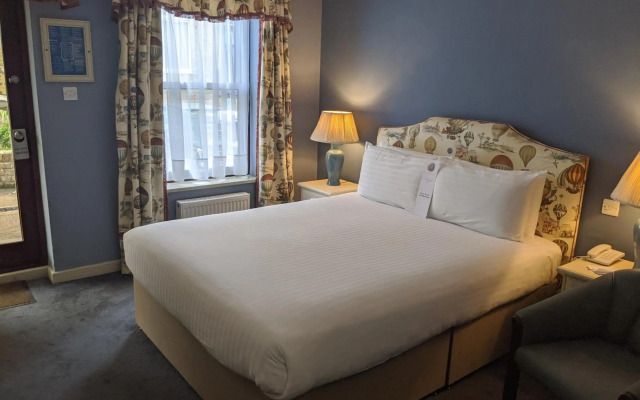 Cotswold Lodge Hotel