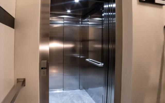 GRANDI 32  Boutique Residence