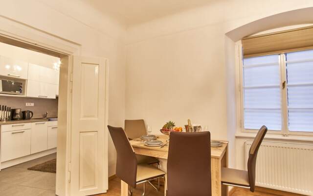 Charles Bridge Royal Apartment