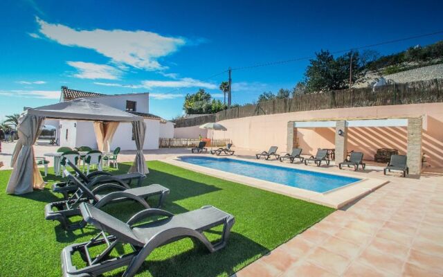 Finca La Verema - holiday home with private swimming pool in Benissa