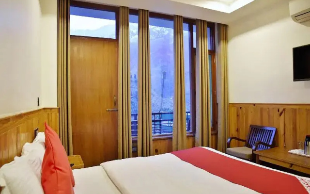 Hotel Wood Castle