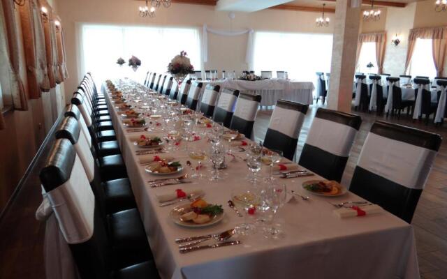 Rybárska bašta a penzión Dobys