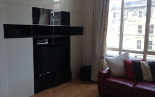 Two Bedroom Flat in Edinburgh