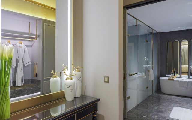 Sky Fortune Boutique Hotel