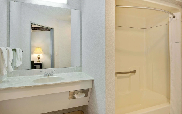Days Inn Lisbon