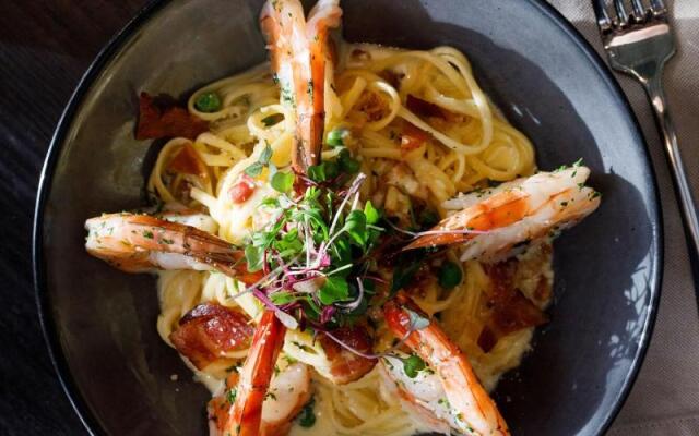 Cyrus Hotel, Topeka, a Tribute Portfolio Hotel