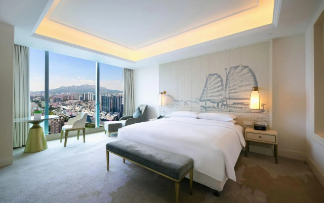 Hotel Plaza Carnival Qingdao