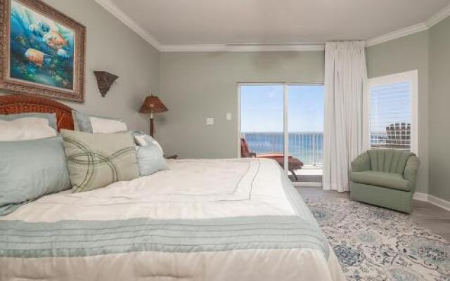 Admirals Quarters 802