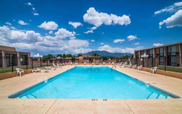 Quality Inn Taos