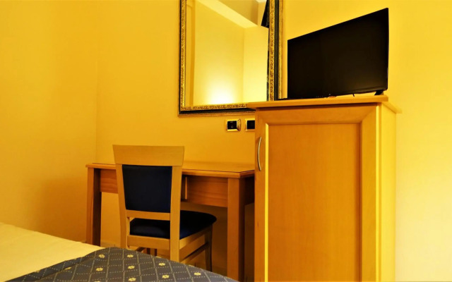 Hotel Bristol