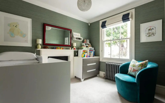 Warwick Gardens II by onefinestay