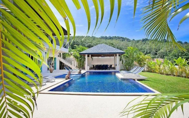 Villa Yok Kiao 6 Bed Staffed Property with Your Own Cook