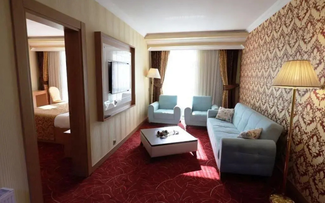 Haldi Hotel