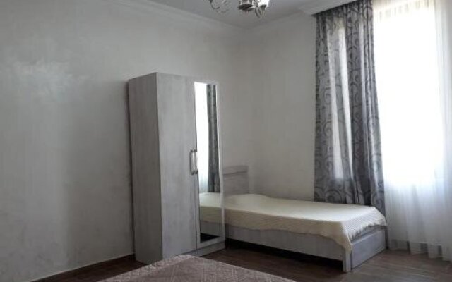 Apartment Maxinjauri