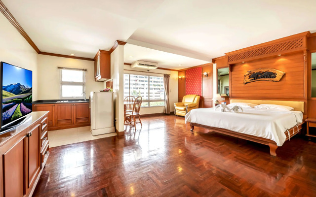 Royal Ivory Sukhumvit Nana