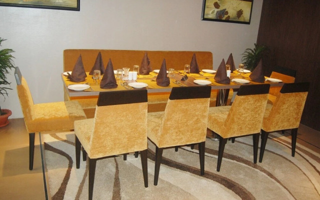 Thengal Manor