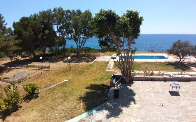 Stoupa Properties Rooms