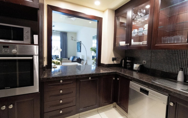Reehan 1 - Happy Season - 2BR - Downtown