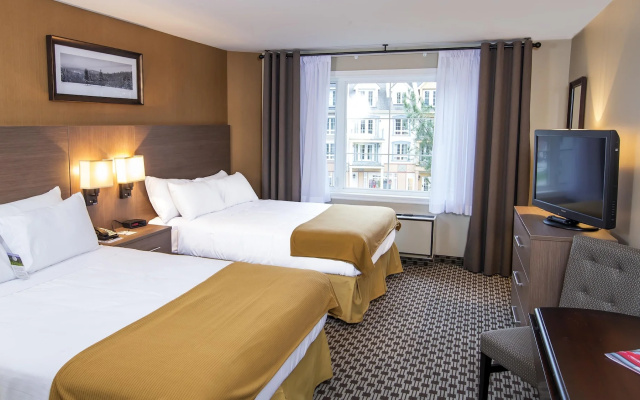 Holiday Inn Express and Suites Tremblant by IHG