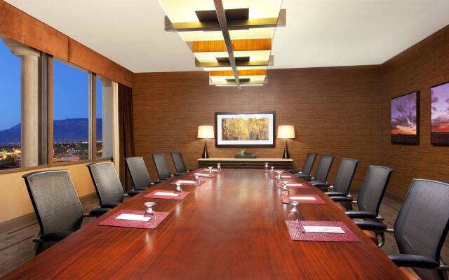 Sheraton Albuquerque Airport Hotel