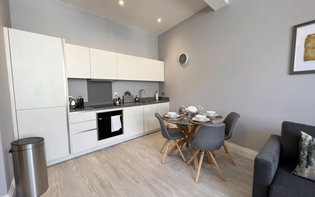 Windsor Castle Apartments