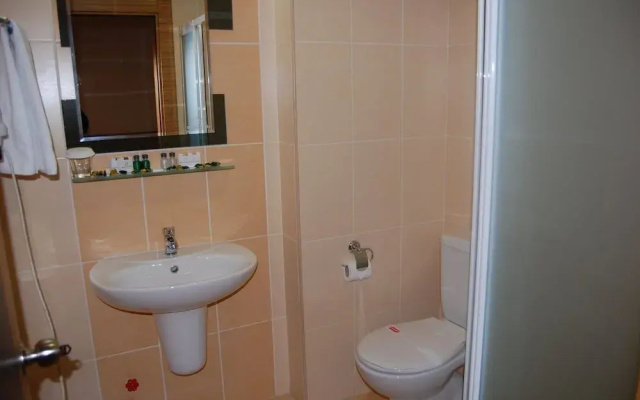 Rabis Otel